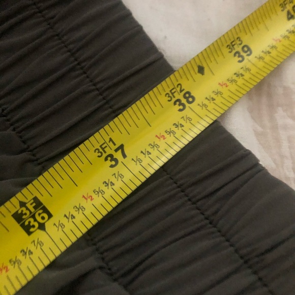 Nike dryfit olive joggers - Picture 11 of 11